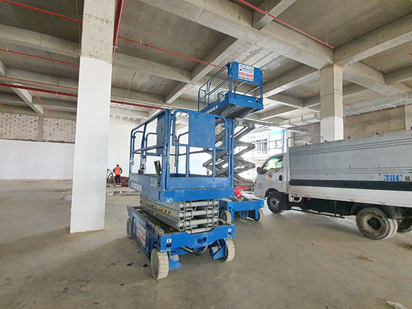Cho thuê xe nâng người quận Bình Thạch